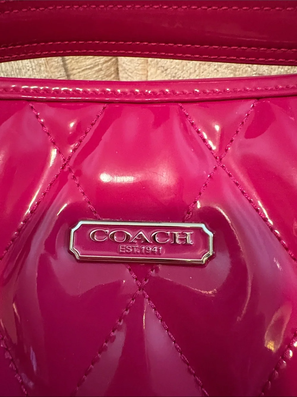 Rare Coach Hot Pink Patent Quilted Shoulder Bag with Silver Chain Straps. - Picture 2 of 15